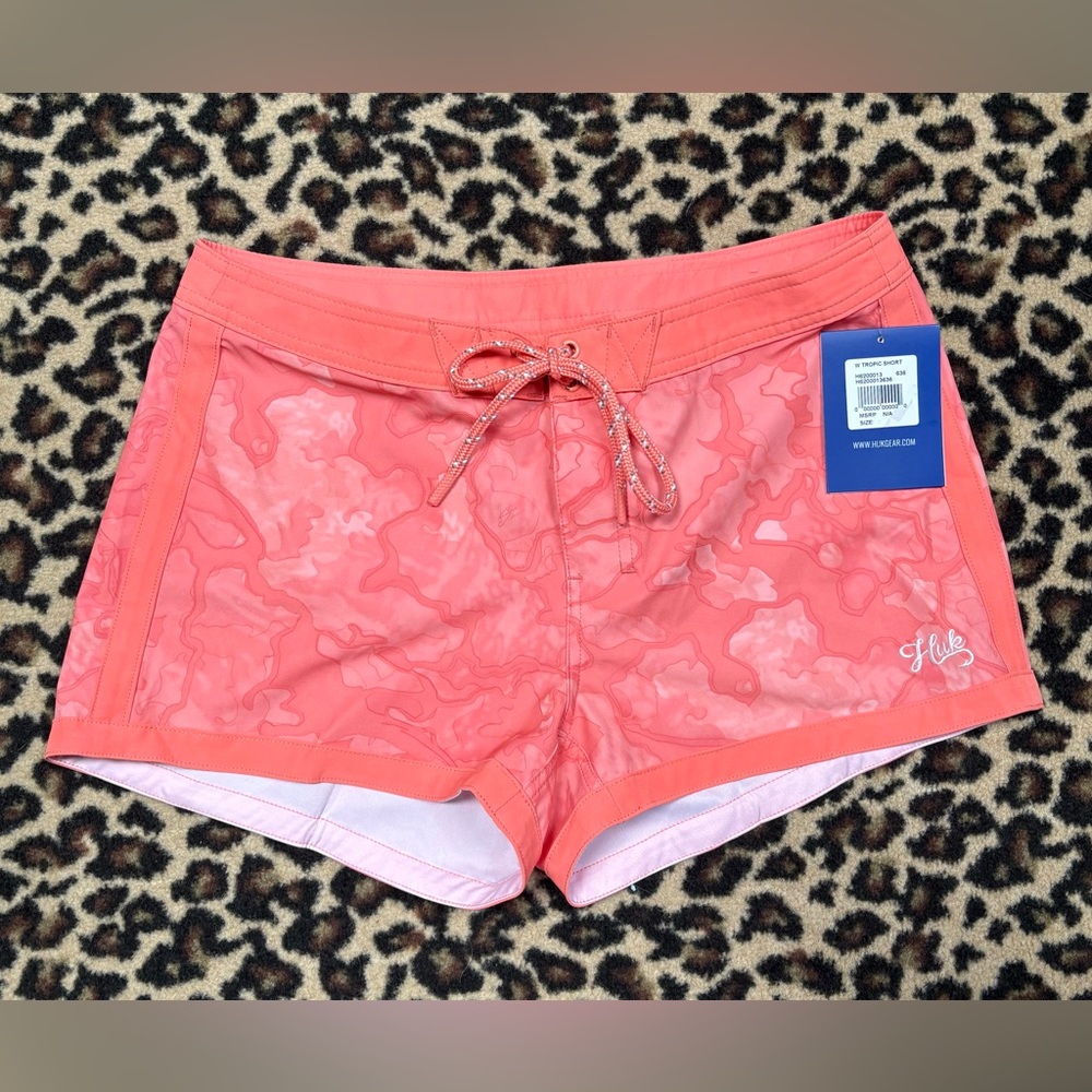NWT HUK FISHING Women’s Tropic Performance Short